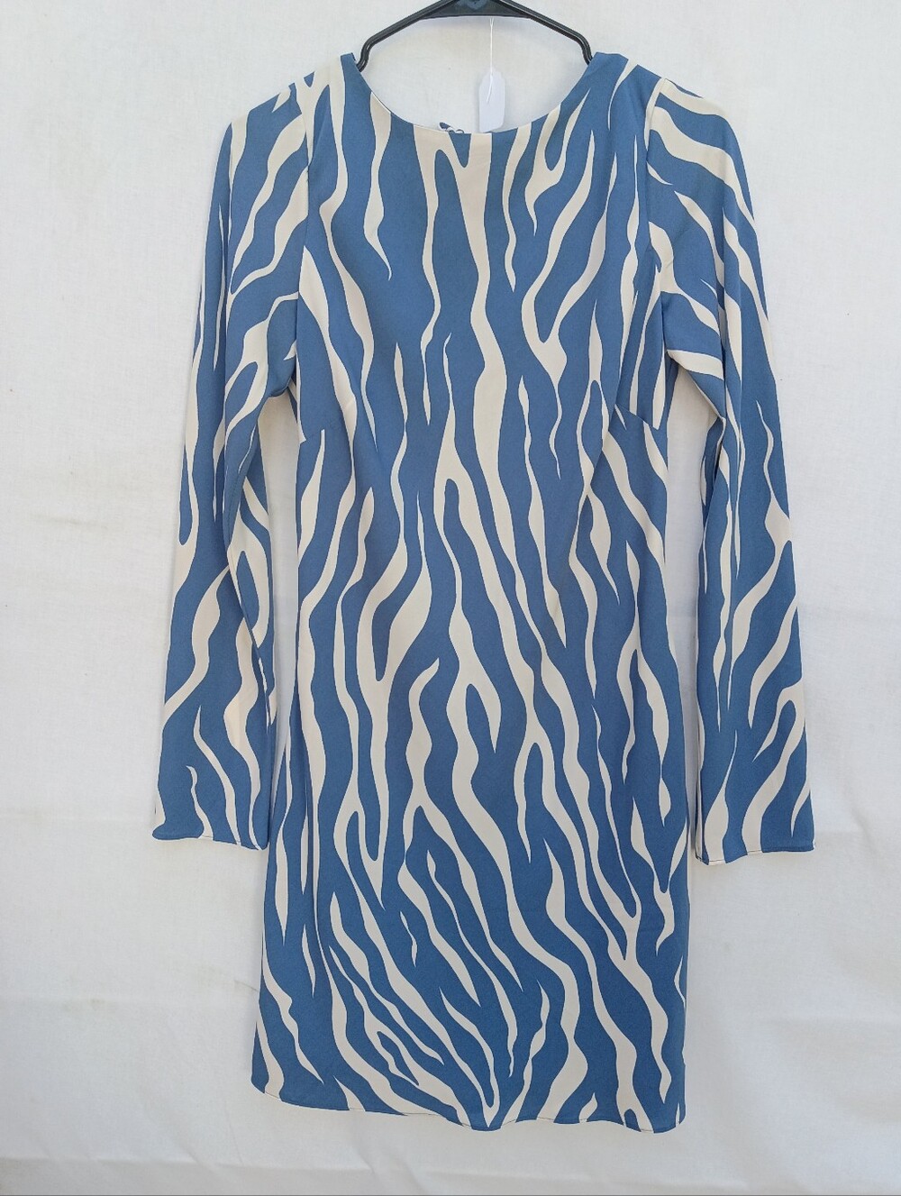 Abercrombie & Fitch Blue and Cream Zebra-Print Long Sleeve Shift Dress